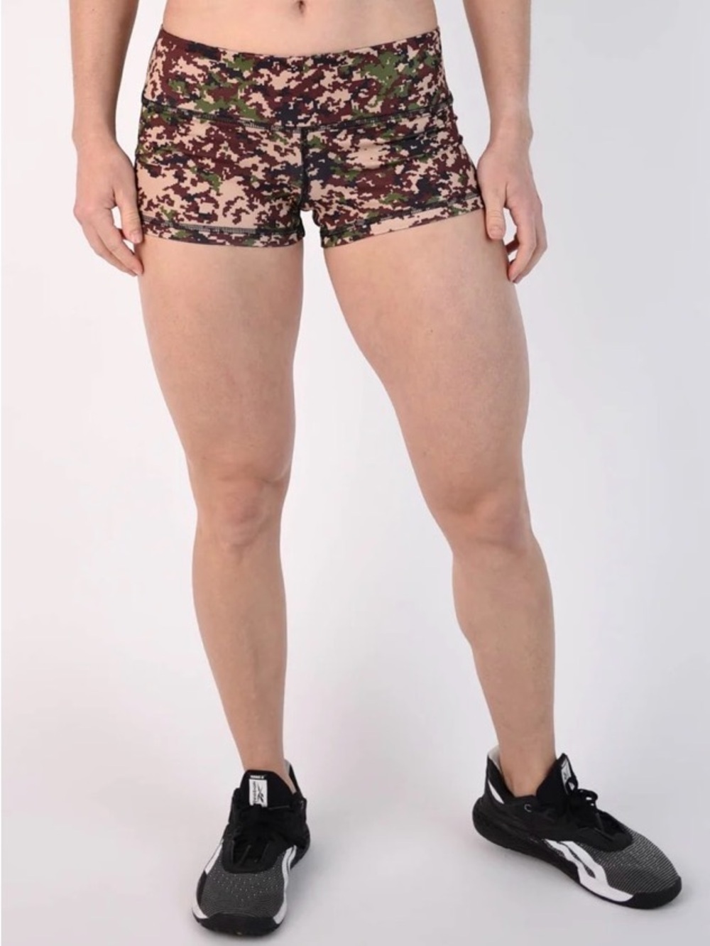 FLEO Digi Camo Compression Shorts Size Medium Brown Green Pixel Camo Athletic